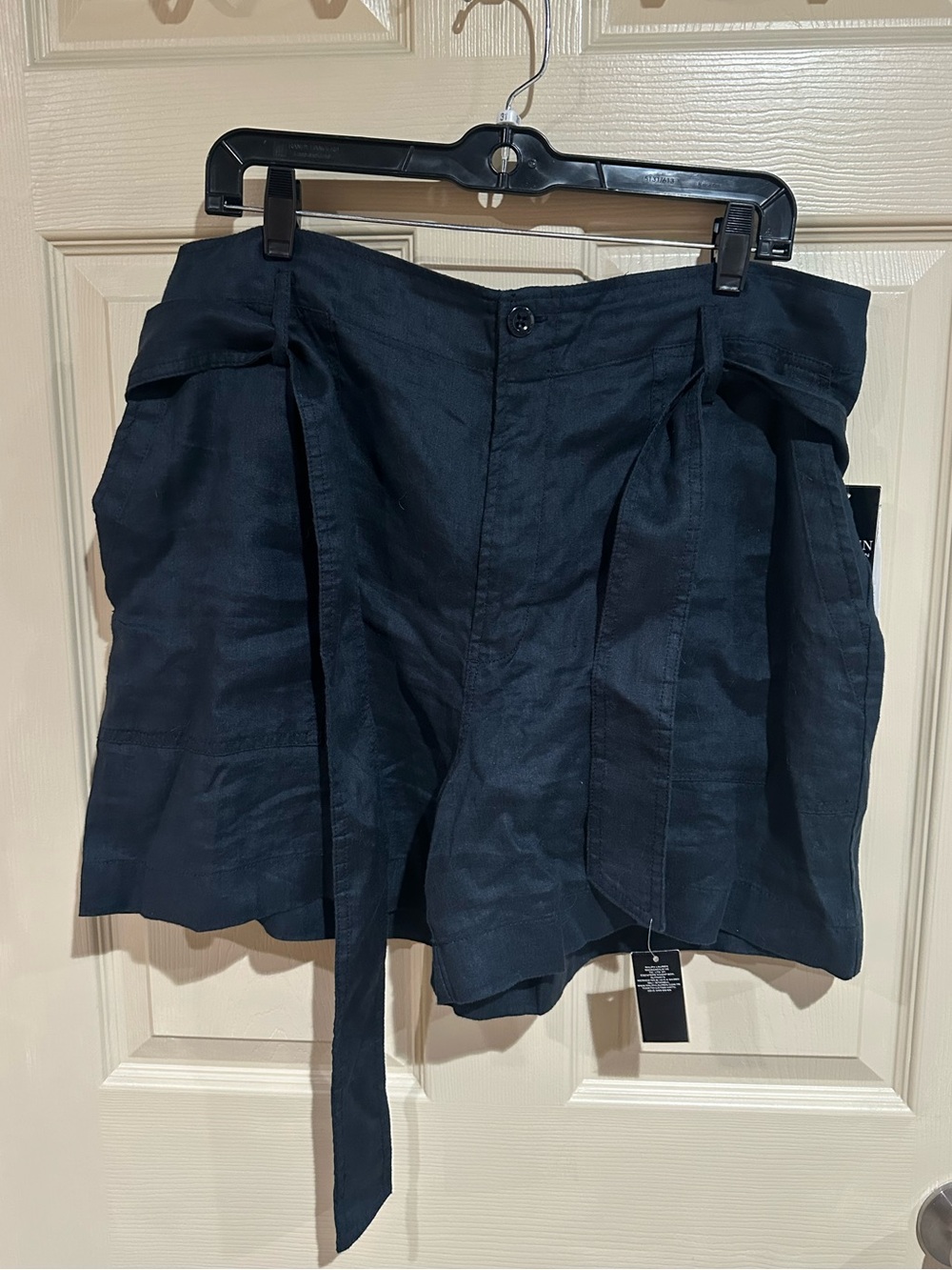 Lauren Ralph Lauren Navy Flat-Front Tie-Waist Shorts 100% Linen